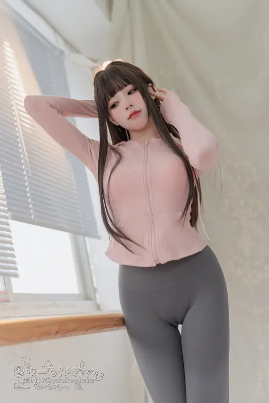 瑜伽私教课 - 咬一口兔娘